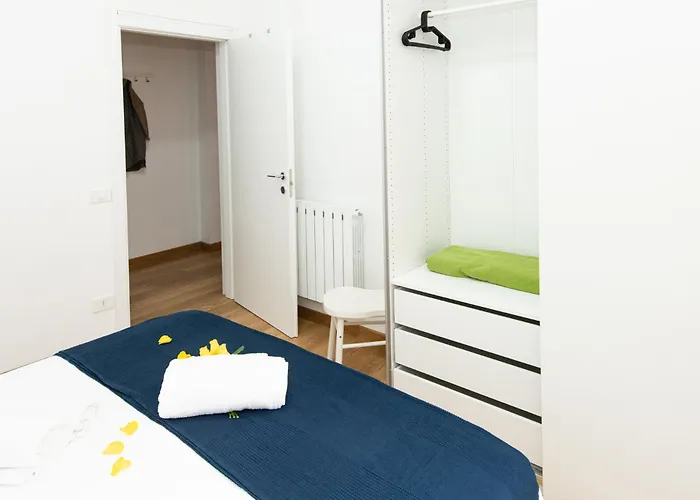 Apartment Domus Aurea A Stone's Throw From The Colosseum *