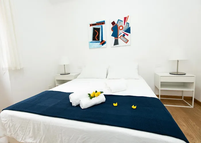Apartment Domus Aurea A Stone's Throw From The Colosseum *